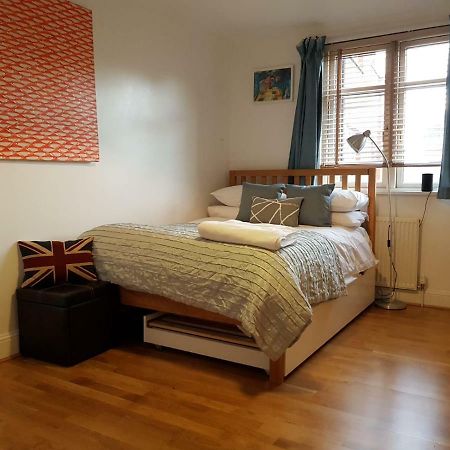 Vauxhall Walk Hotel Лондон Екстериор снимка